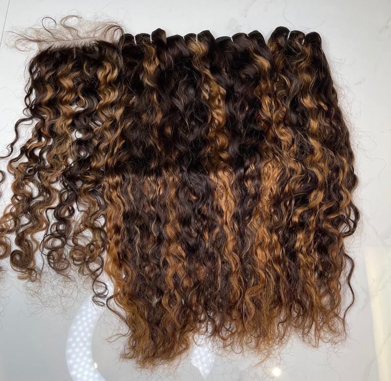 Flash Sale- 4 Piano Bundles + Closure (22in)